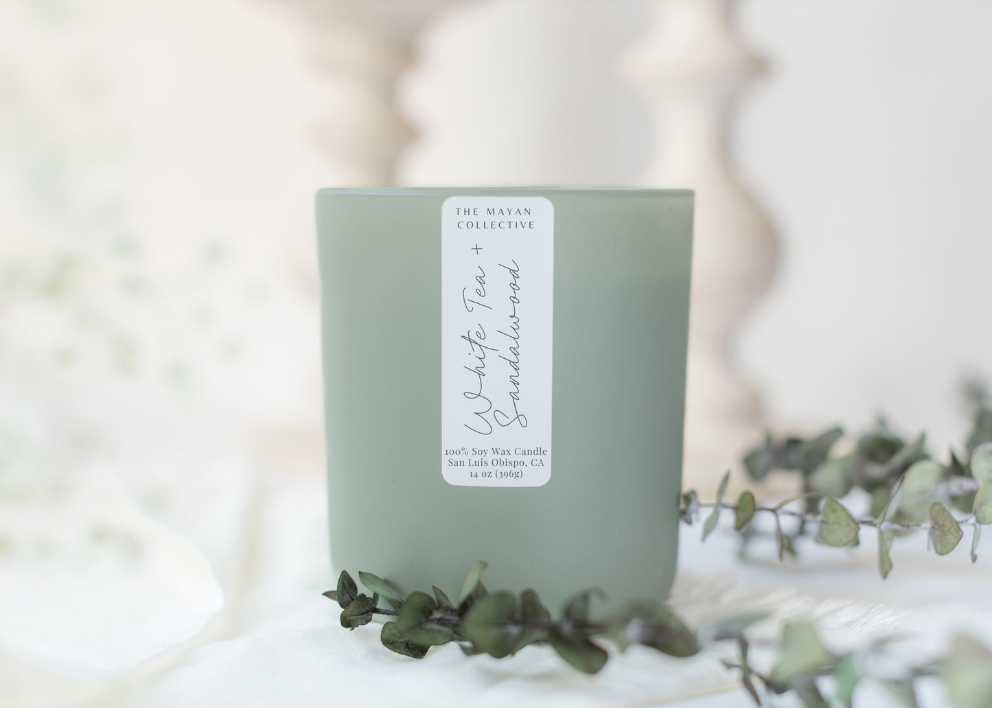 White tea + Sandalwood Soy Wax Candle