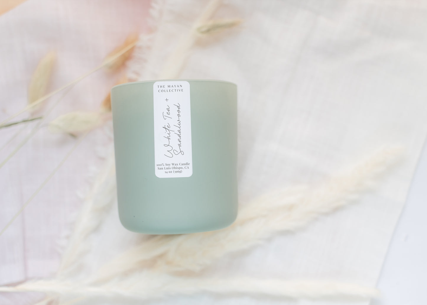White tea + Sandalwood Soy Wax Candle