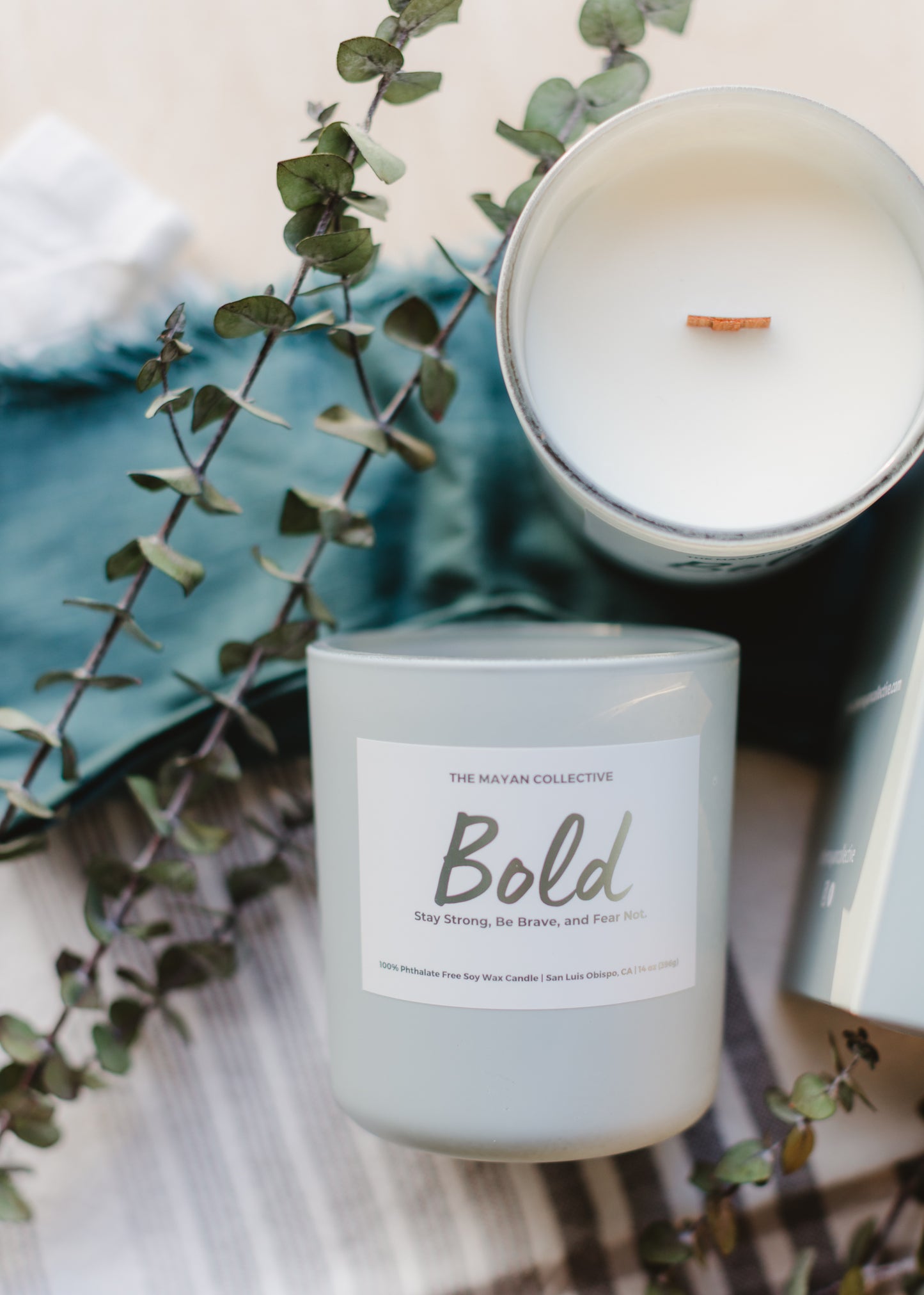 Bold Candle