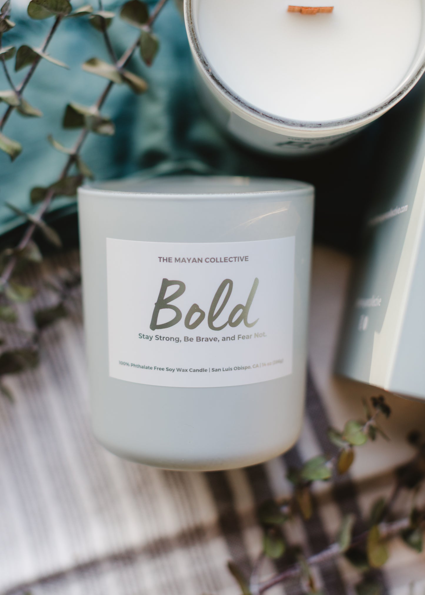 Bold Candle