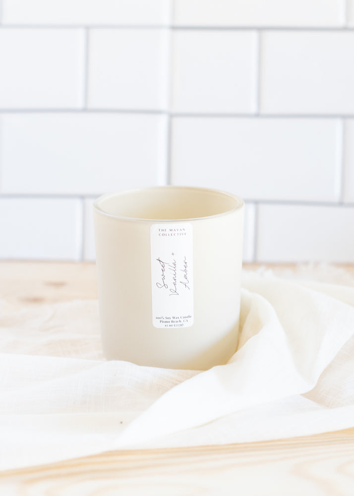 Sweet Vanilla & Amber Soy Wax Candle